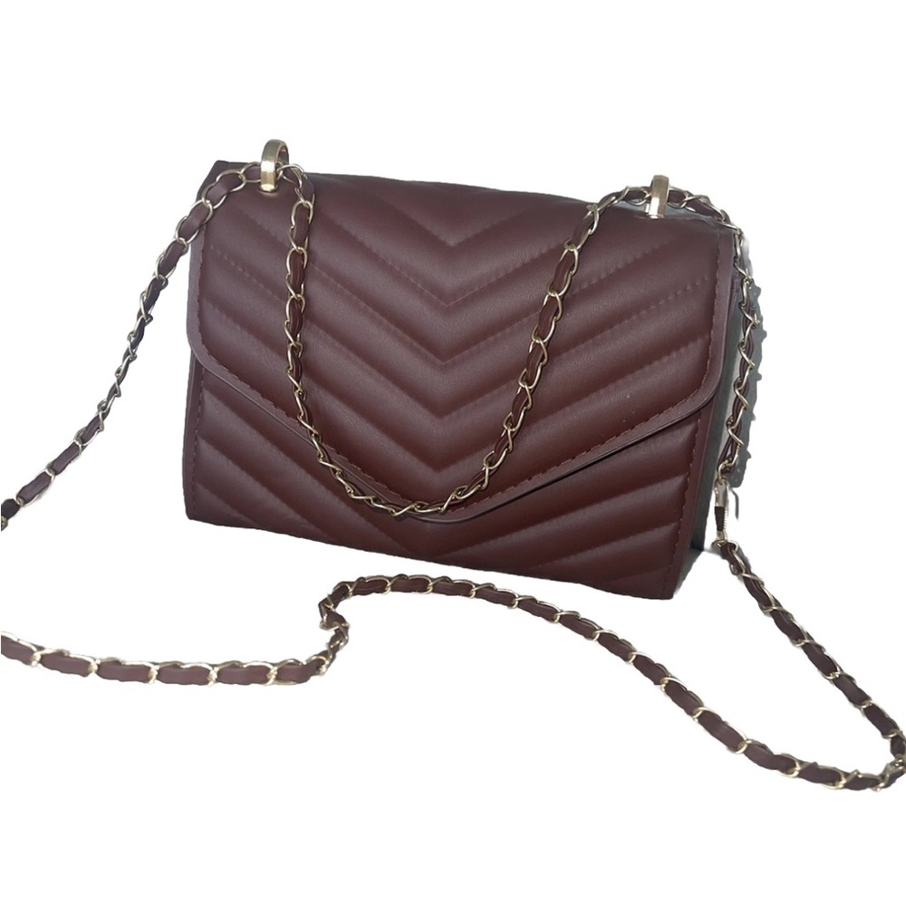 Brown crossbody purse with chain